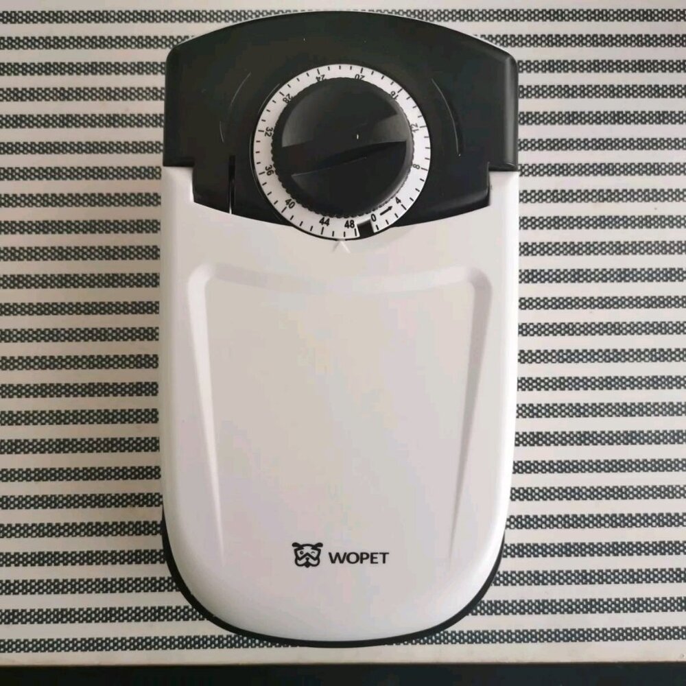 Top Paw Small Pet Feeder‎ with Clock Lock